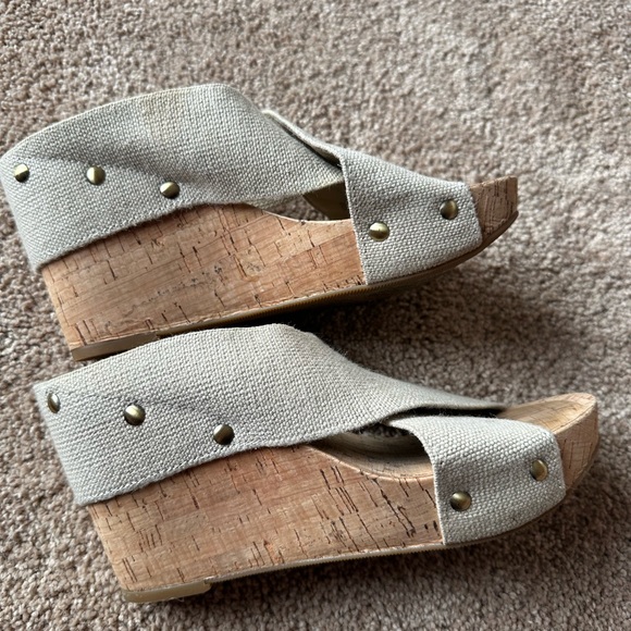 Lucky Brand Shoes - Lucky Brand Beige Cork Wedge Sandals with Studs Women’s Size 6